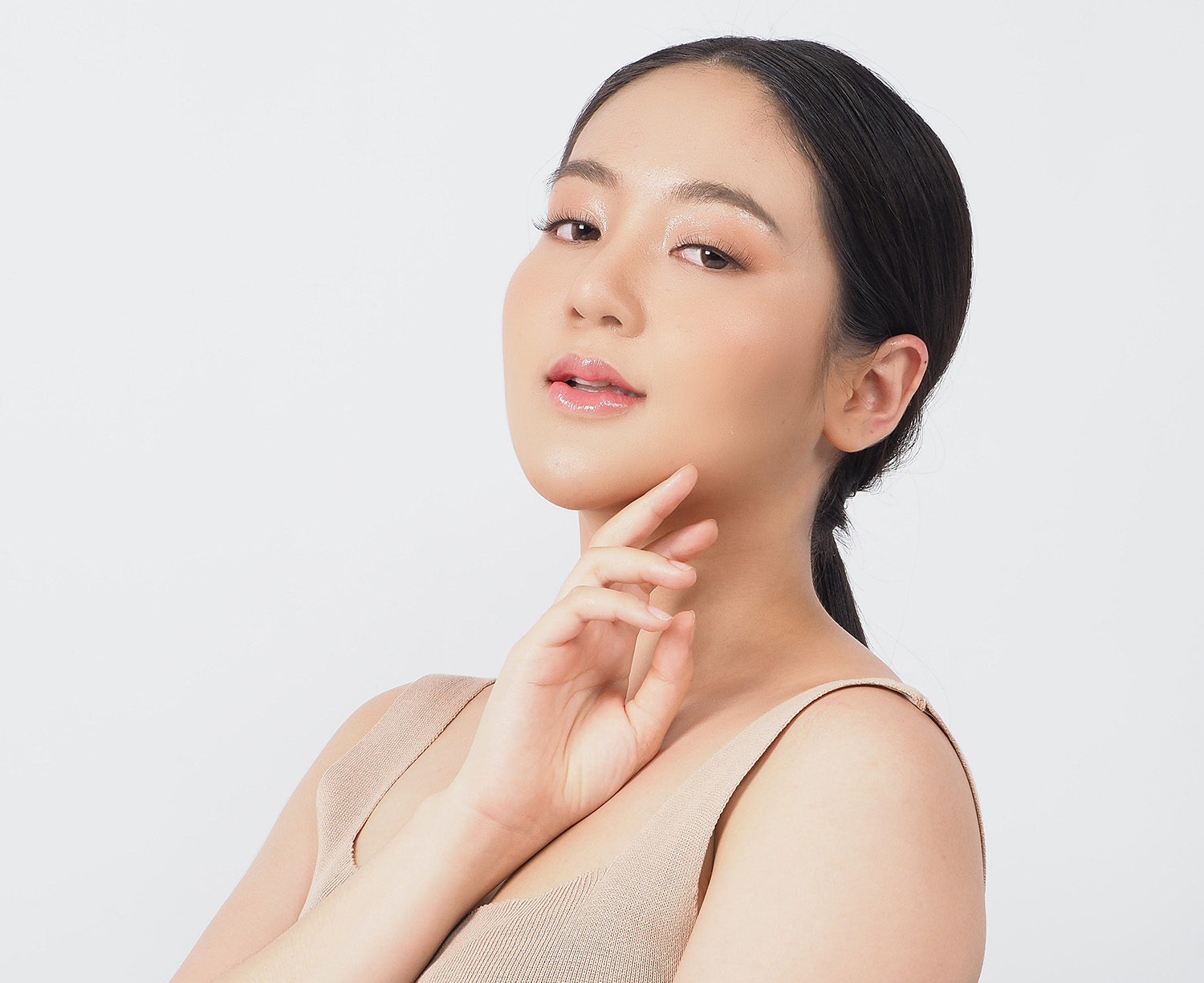  Young asian woman beauty face make up for skincare cosmetic 